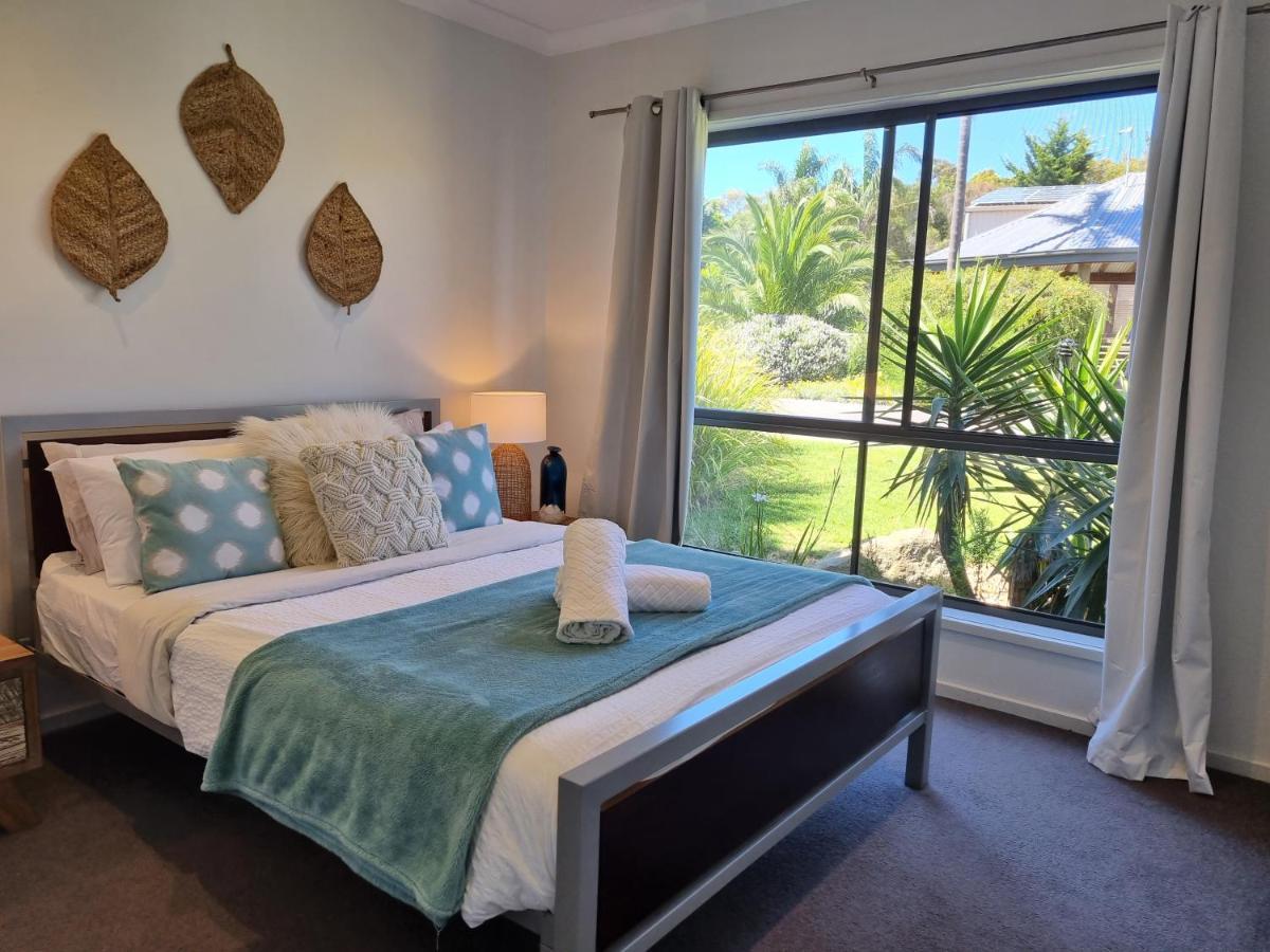 Island Cove Villas Cowes Exteriör bild
