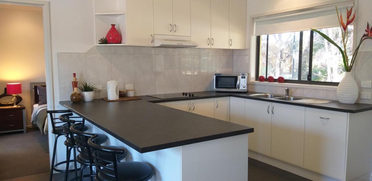 Island Cove Villas Cowes Exteriör bild